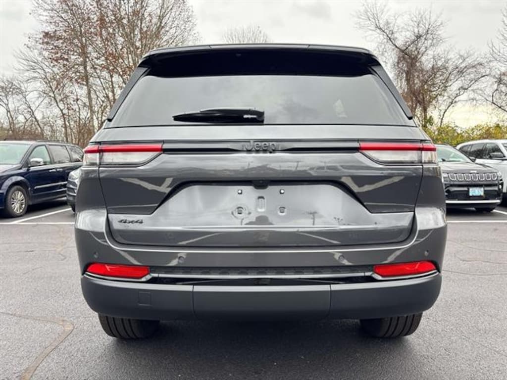 New 2025 Jeep Grand Cherokee LIMITED 4X4 Sport Utility