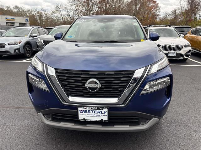 2023 Nissan Rogue SV - Photo 13