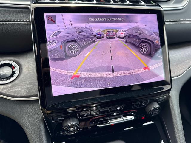 2025 Jeep Grand Cherokee Limited - Photo 9