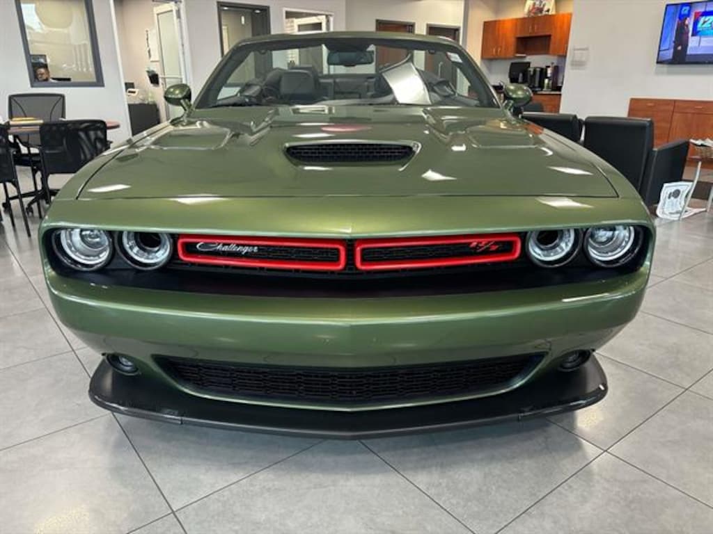 Used 2022 Dodge Challenger R/T Scat Pack Car