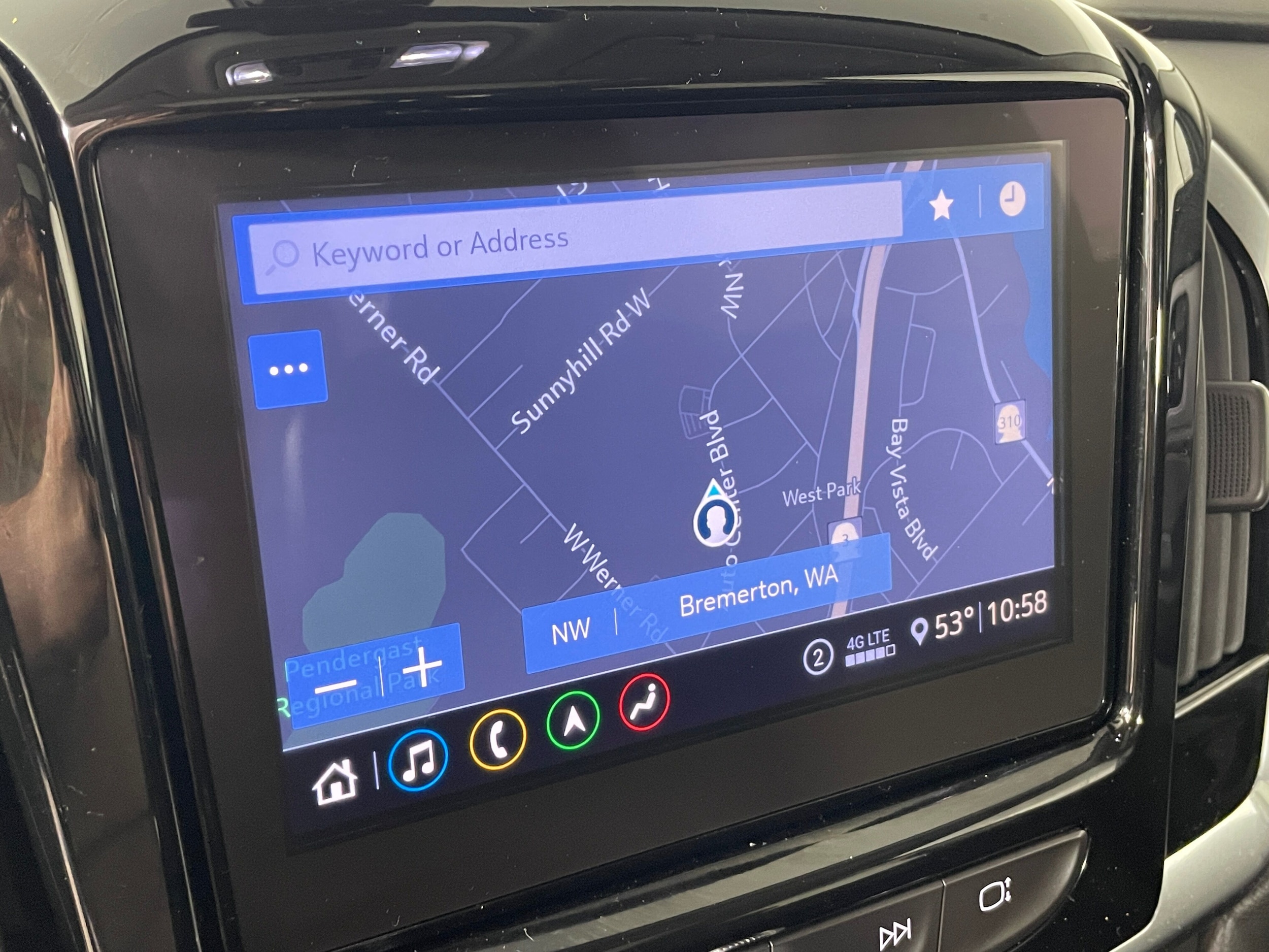 2021 Chevrolet Traverse Premier photo 3