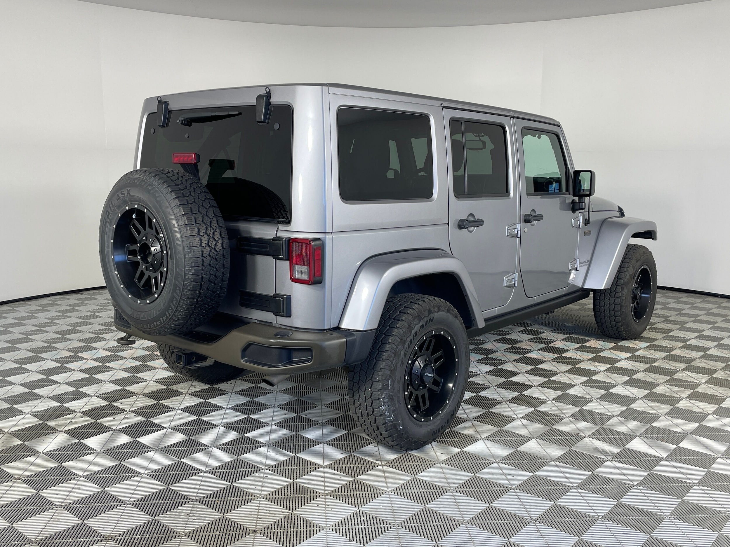 2017 Jeep Wrangler Unlimited 75th Anniversary Edition - Photo 22