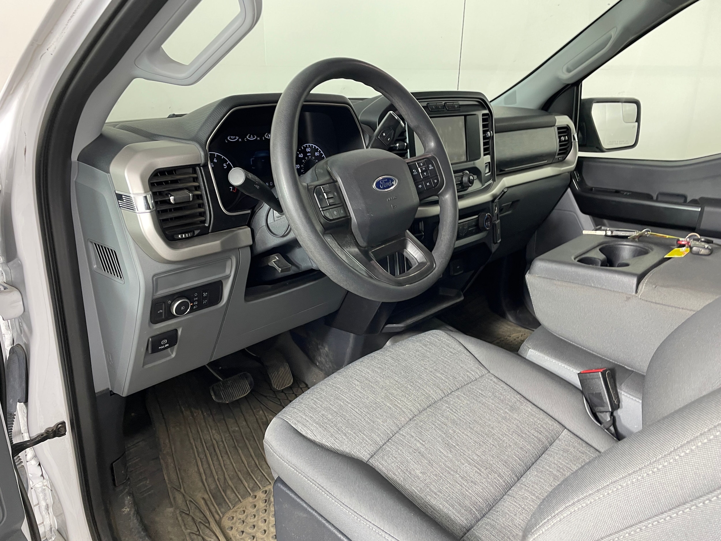 2021 Ford F-150 XL photo 3