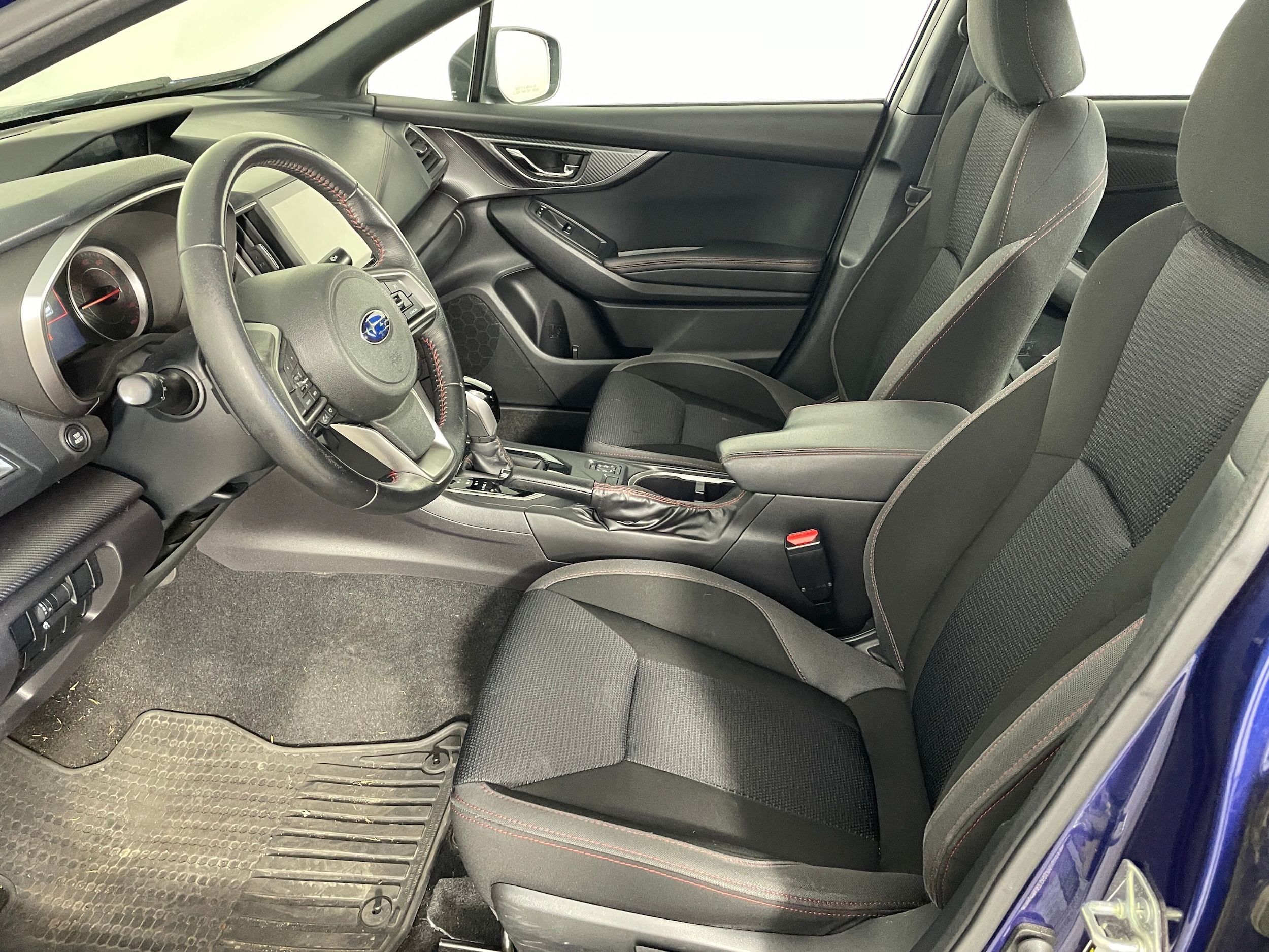 2017 Subaru Impreza 2.0i Sport photo 2