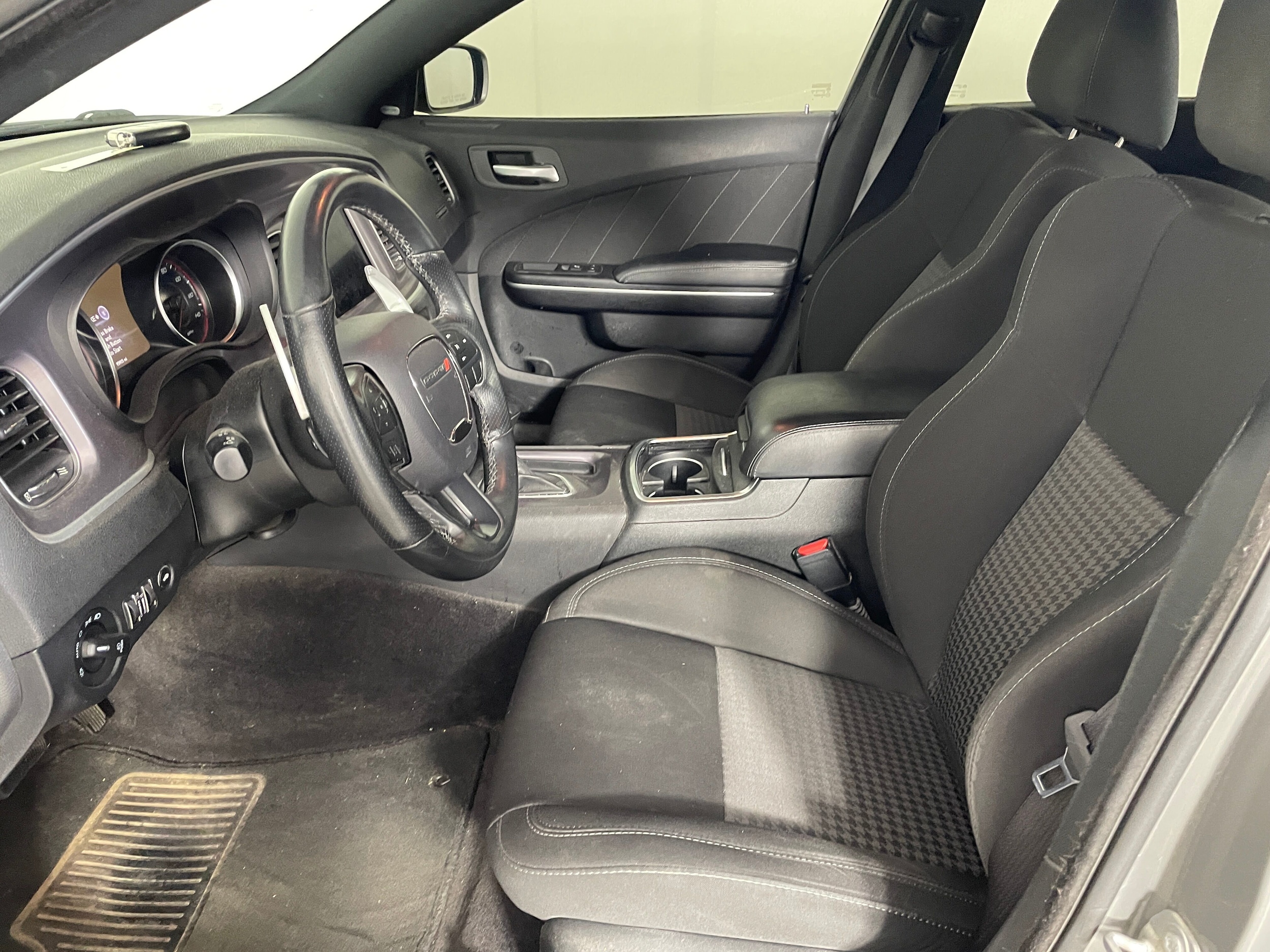 2019 Dodge Charger GT photo 2