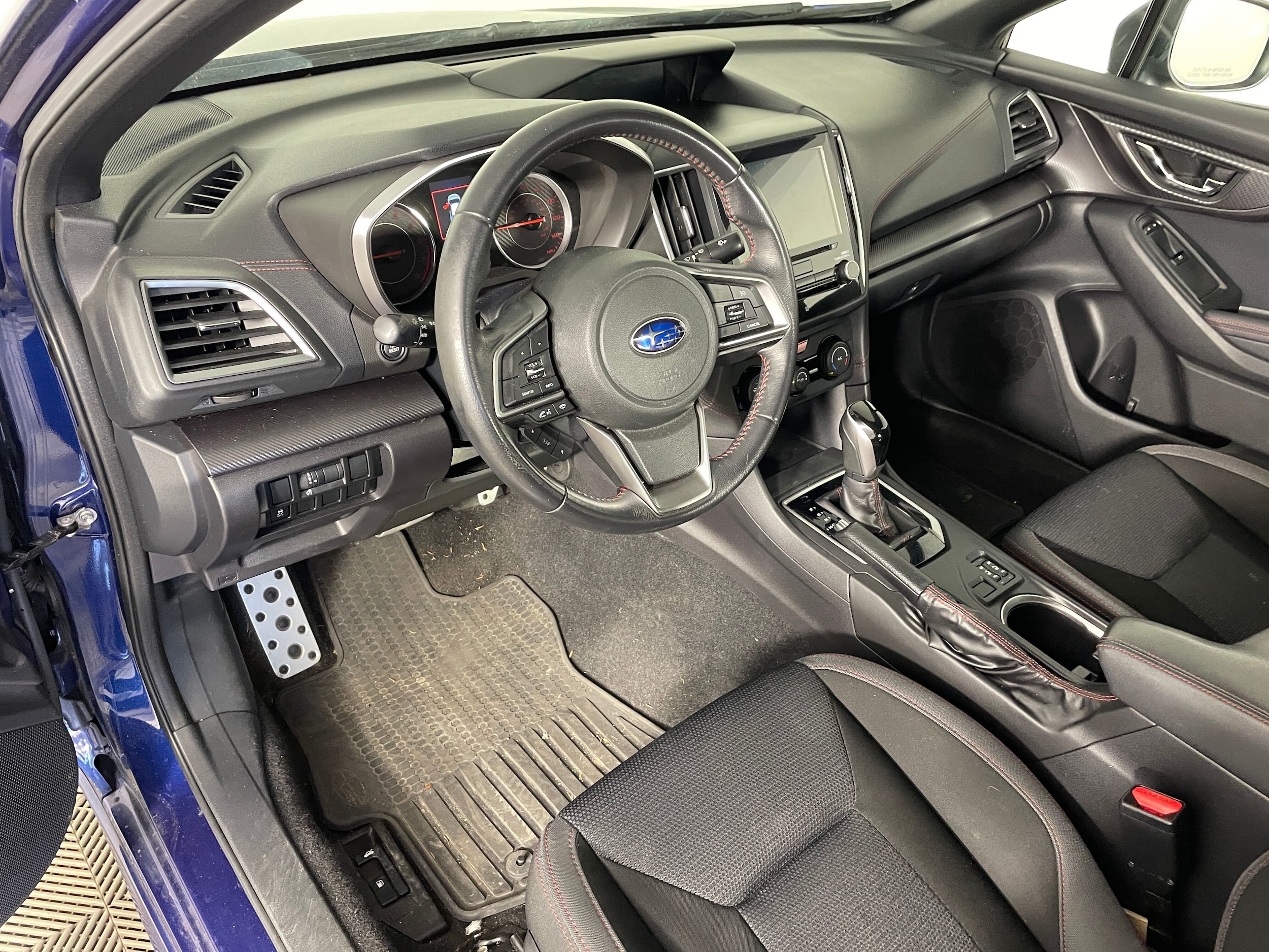 2017 Subaru Impreza 2.0i Sport photo 3