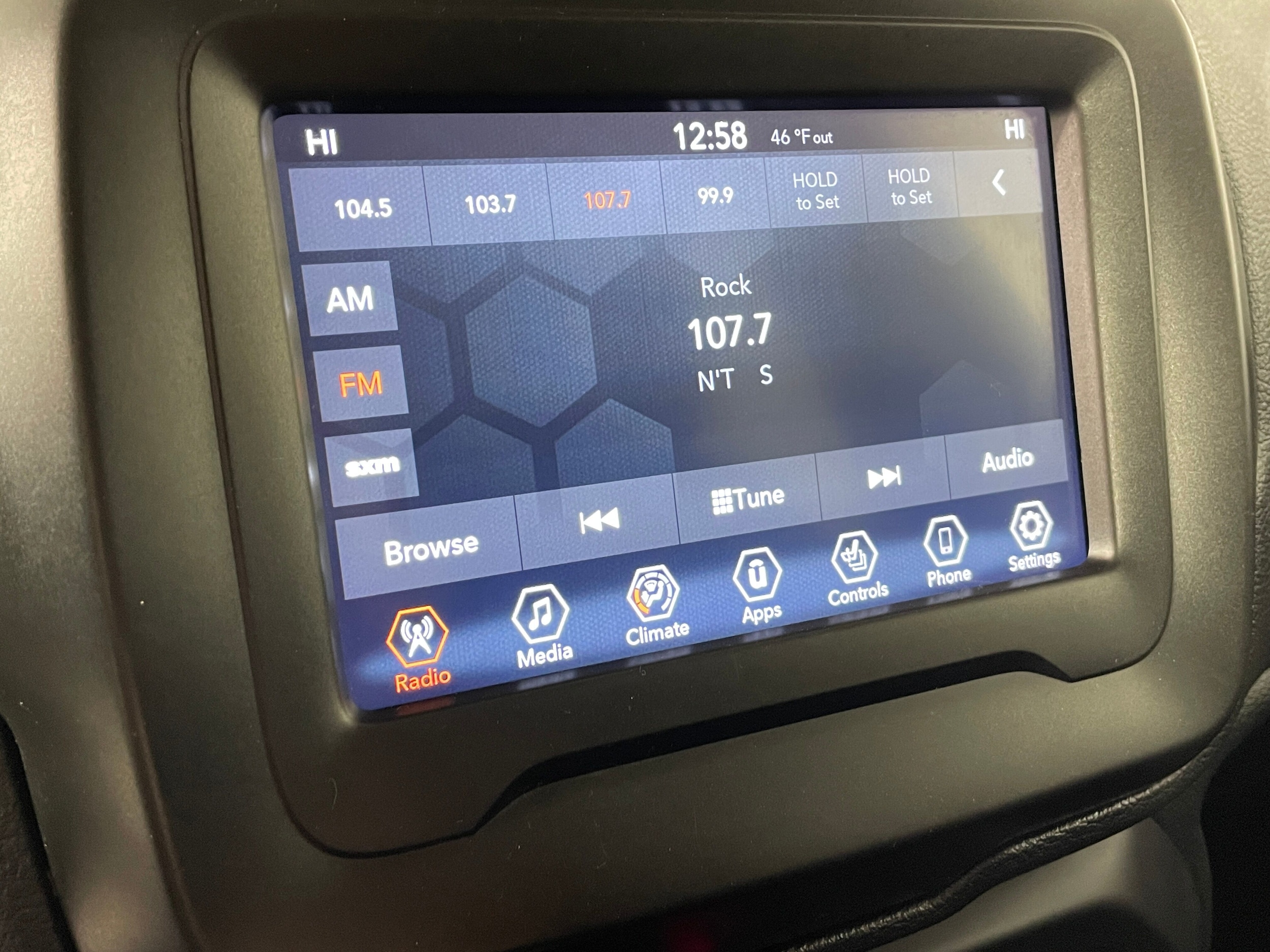 2021 Jeep Renegade Latitude photo 6