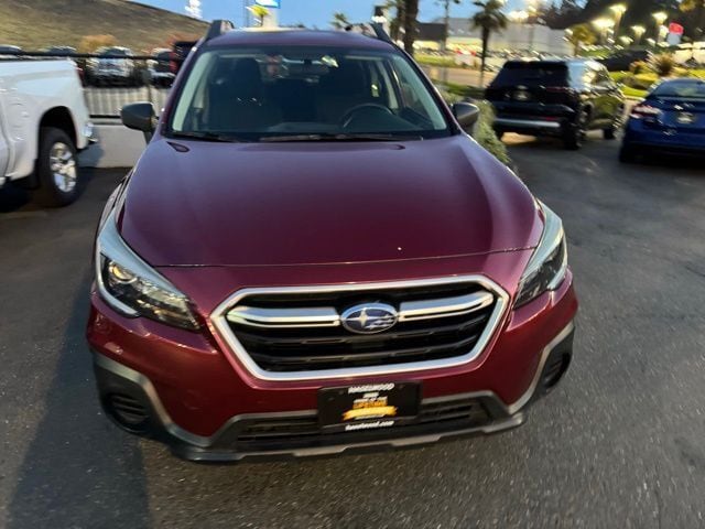 2018 Subaru Outback 2.5i photo 2