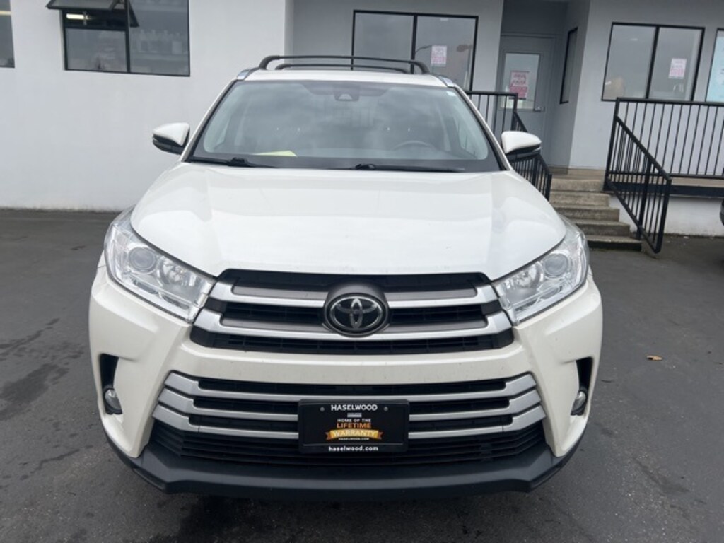Certified 2017 Toyota Highlander XLE Sport Utility