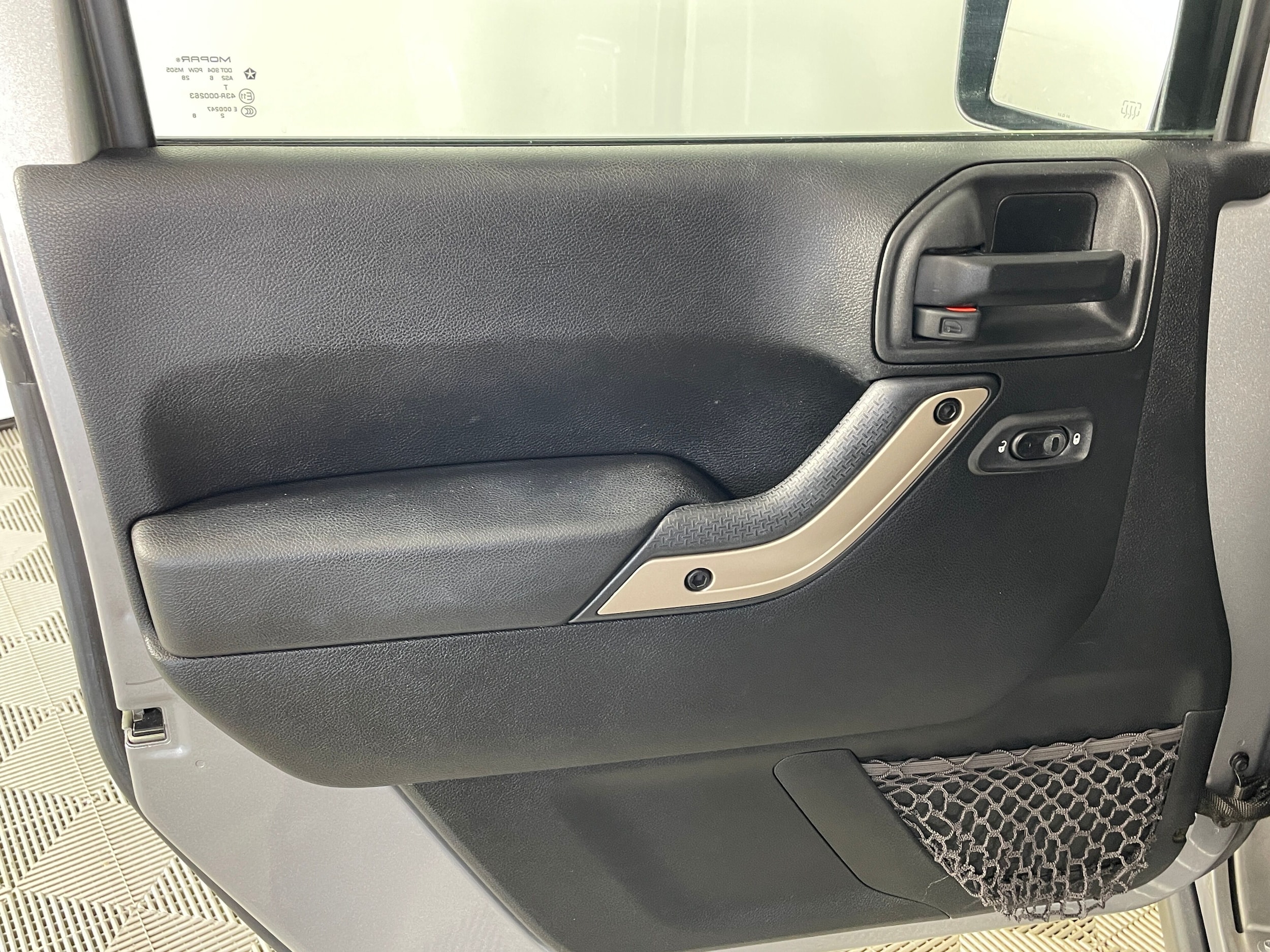 2017 Jeep Wrangler Unlimited 75th Anniversary Edition - Photo 14