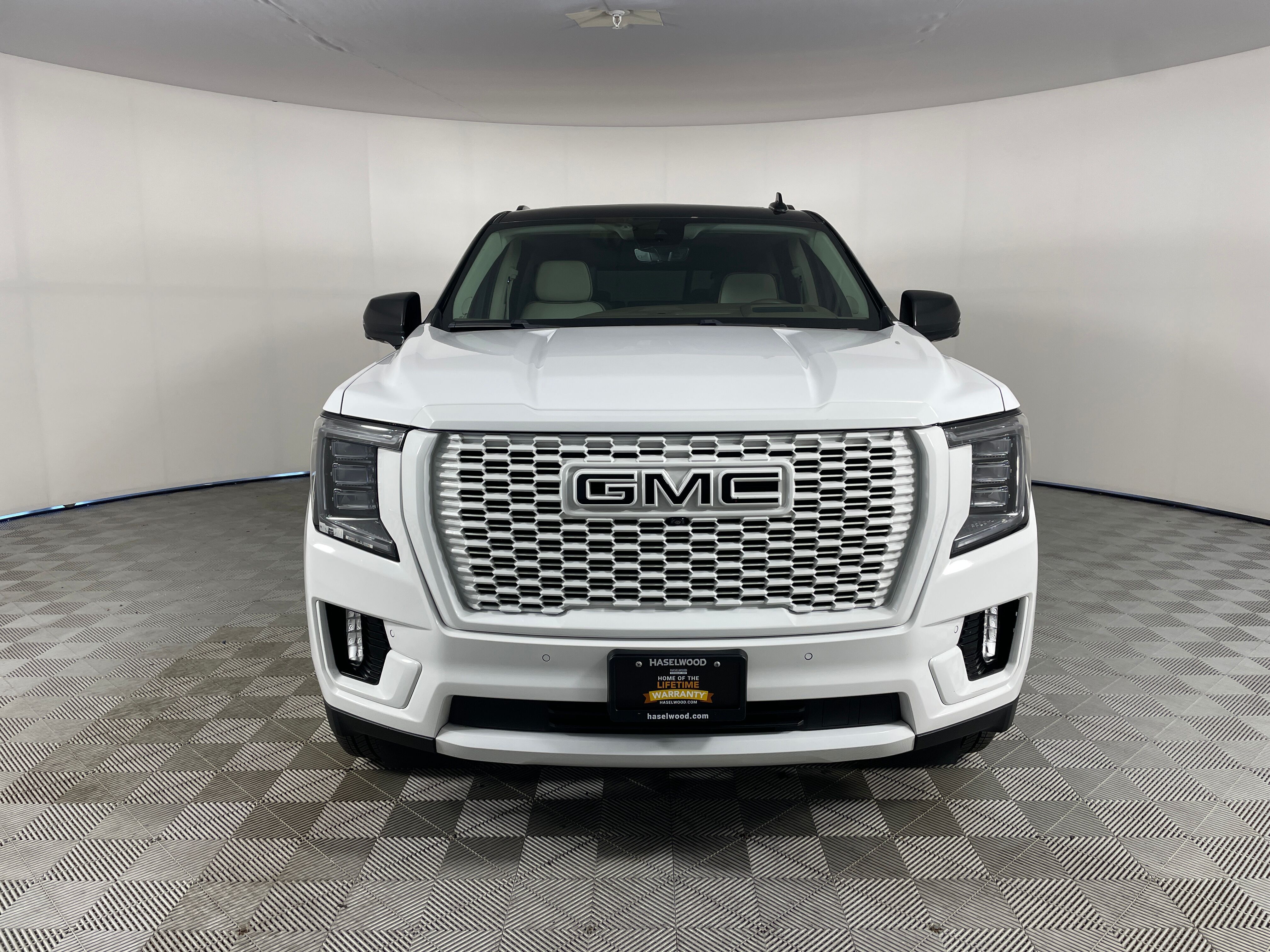2023 GMC Yukon Denali - Photo 26