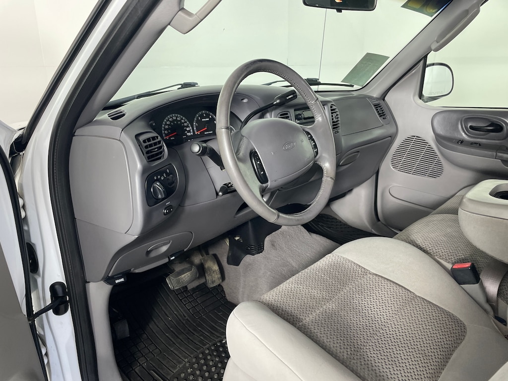 Used 2002 Ford F-150 XLT Crew Cab