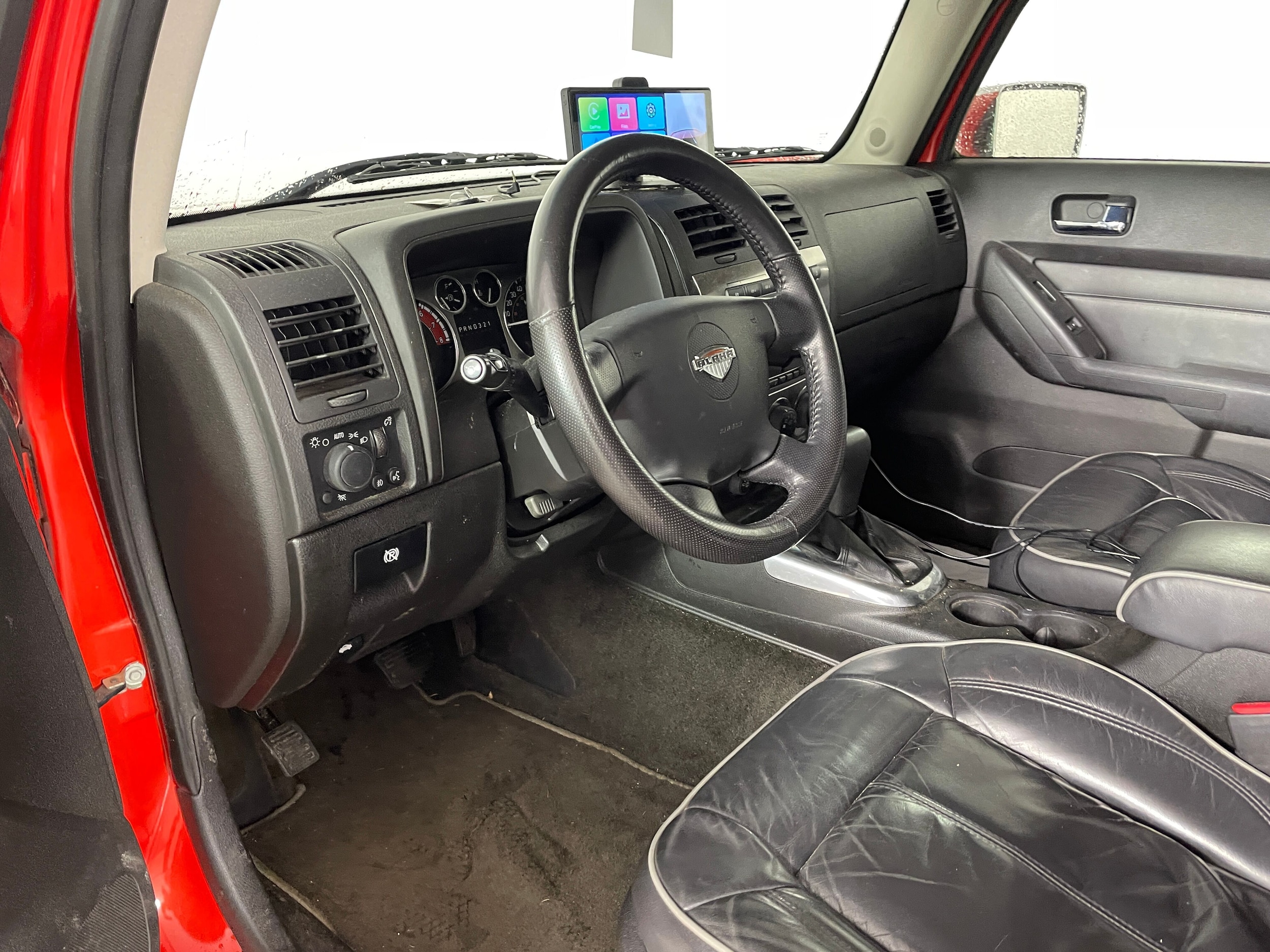 2008 HUMMER H3 Alpha photo 3