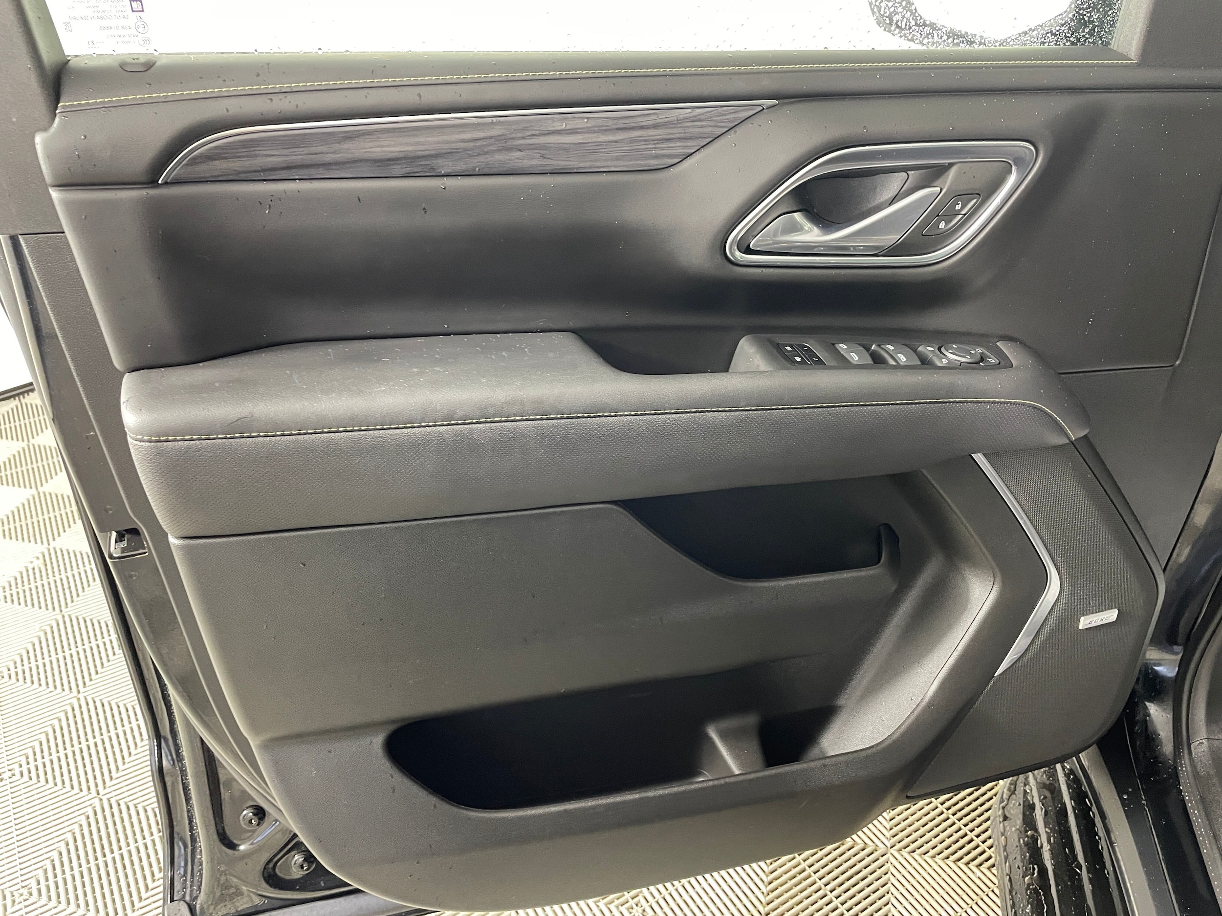 2023 GMC Yukon SLT - Photo 14