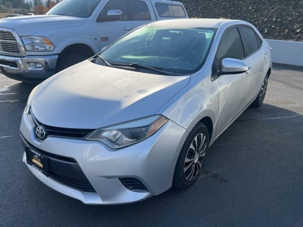 Used 2016 Toyota Corolla L Sedan