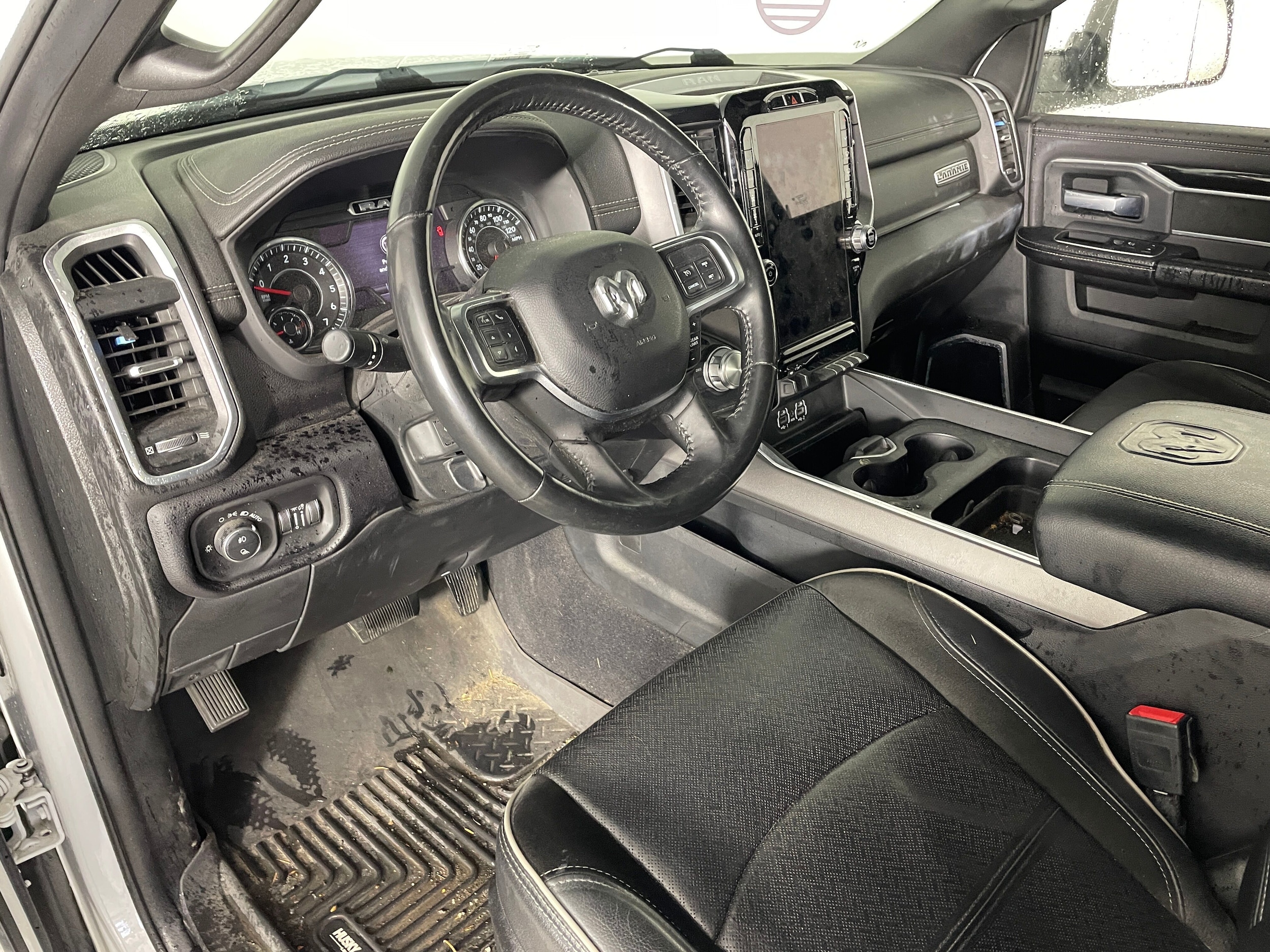 2020 Ram 2500 Laramie photo 3