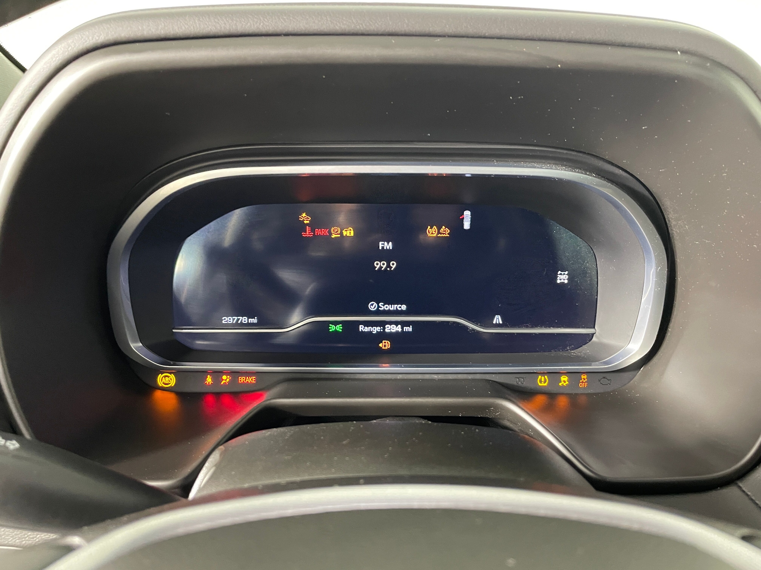 2023 GMC Yukon SLT - Photo 5