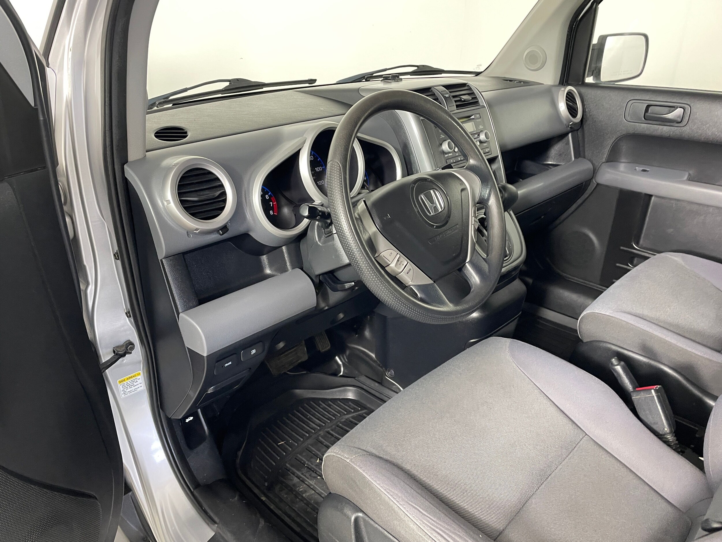 2007 Honda Element EX photo 2