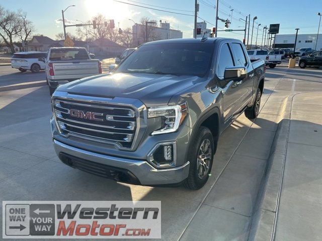 Used 2021 GMC Sierra 1500 SLT with VIN 1GTU9DED2MZ238248 for sale in Garden City, KS