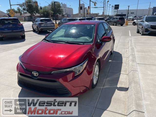 Used 2023 Toyota Corolla LE with VIN 5YFB4MDE3PP029986 for sale in Garden City, KS