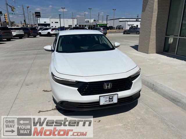 Used 2023 Honda Accord LX with VIN 1HGCY1F29PA050549 for sale in Garden City, KS