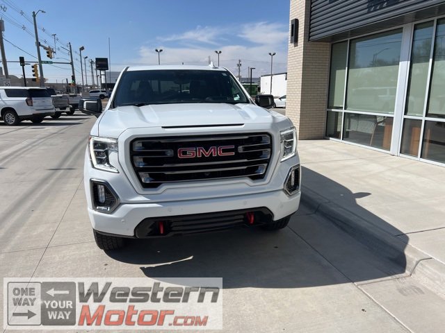 Used 2021 GMC Sierra 1500 AT4 with VIN 1GTP9EEL9MZ176082 for sale in Garden City, KS