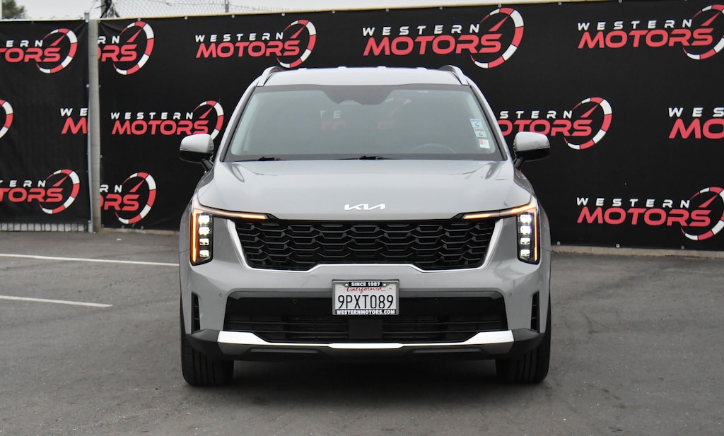 Used 2025 Kia Sorento S SUV