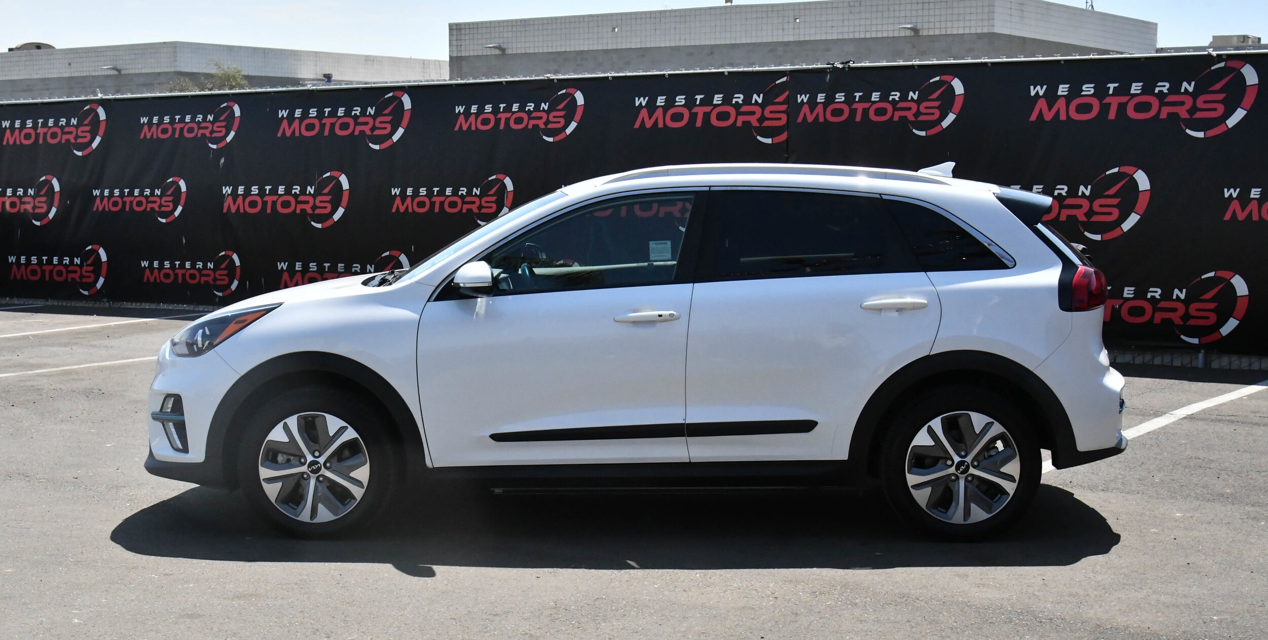 2022 Kia Niro EV S photo 3