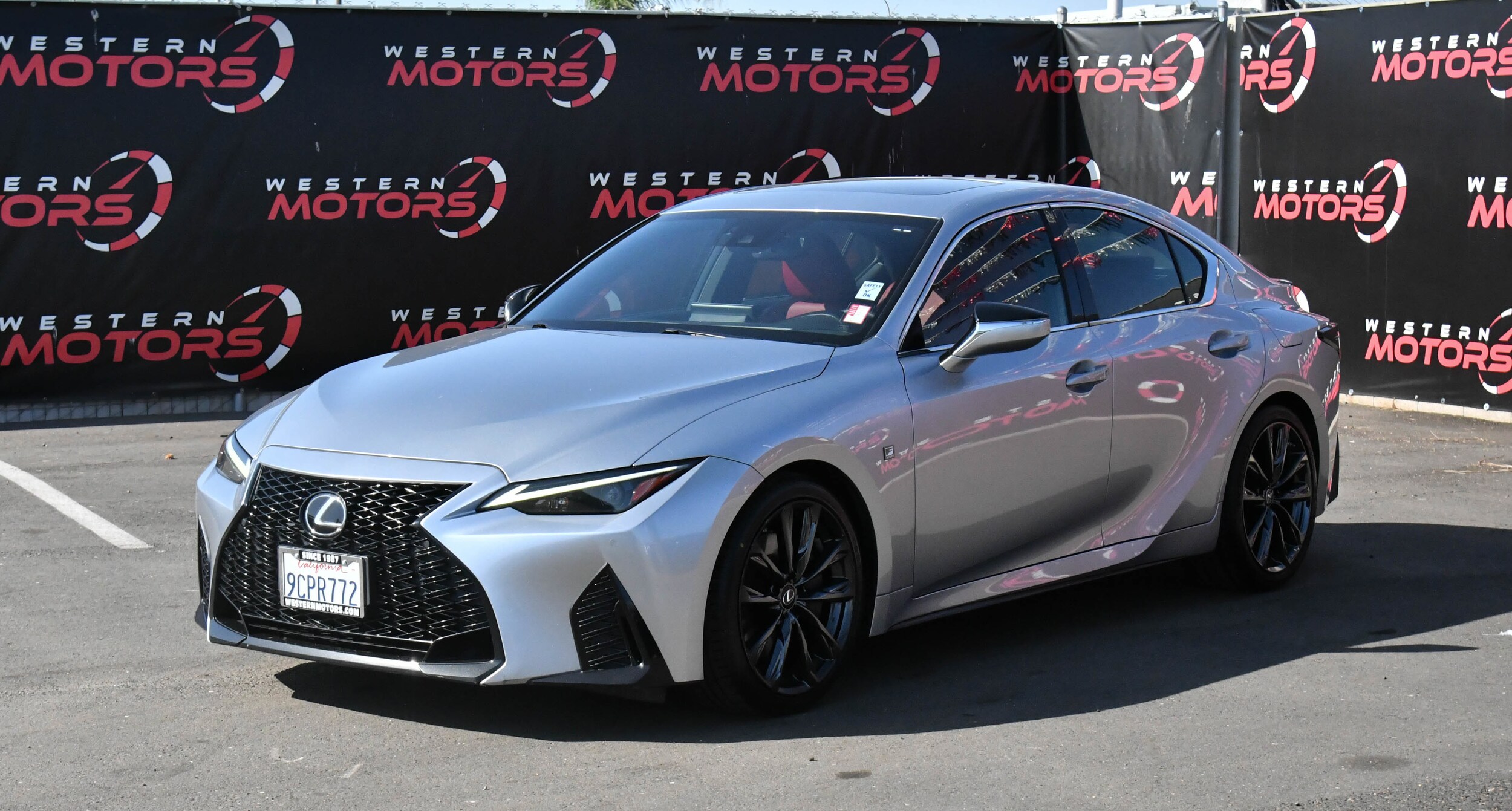 2022 Lexus IS 350 F SPORT photo 3