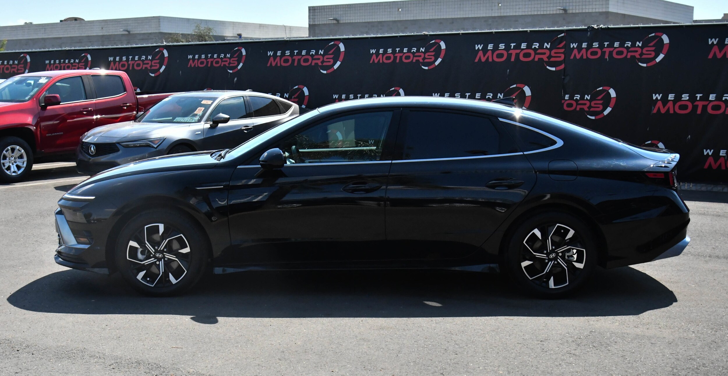 2024 Hyundai Sonata SEL photo 3