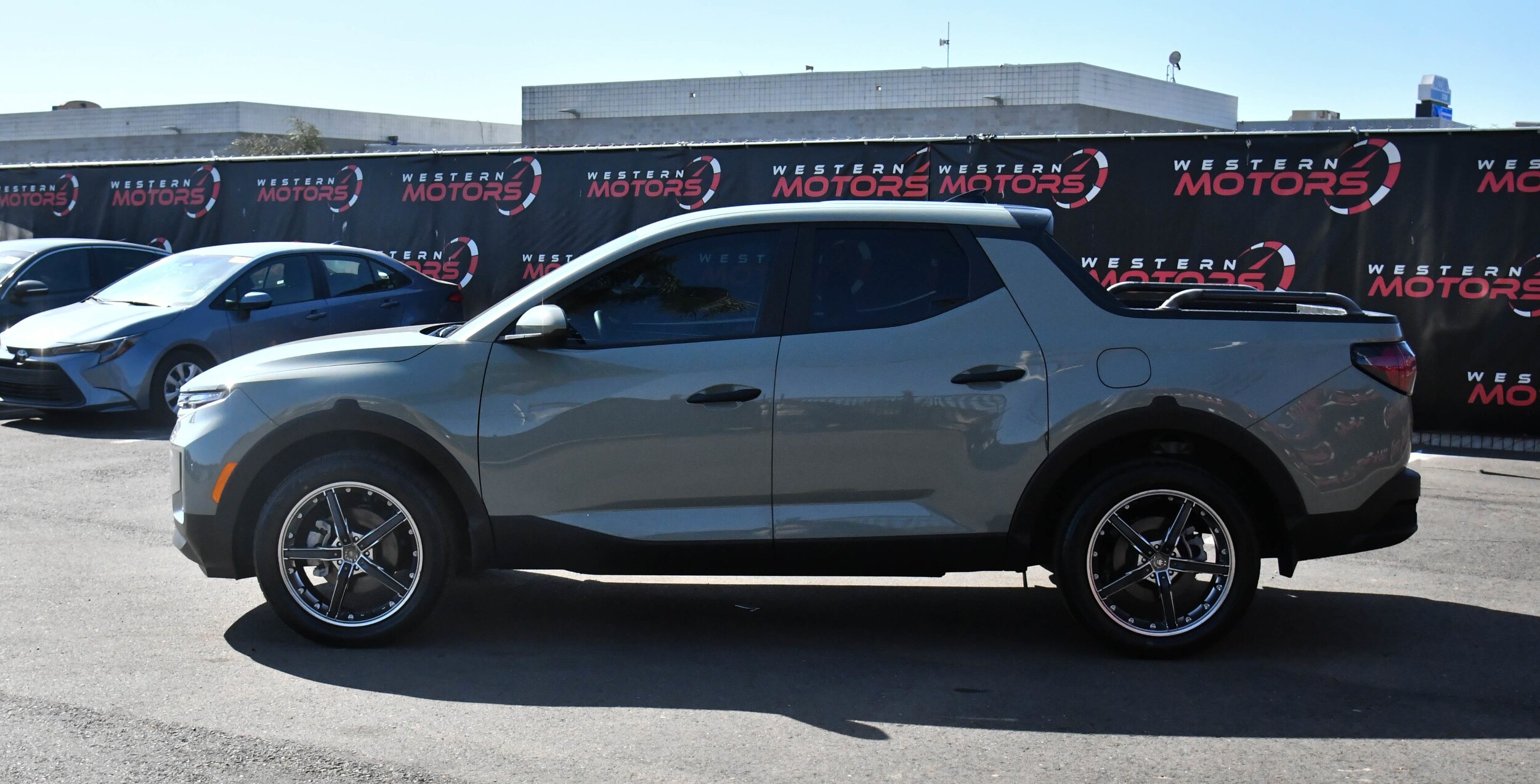 2023 Hyundai Santa Cruz SE photo 4