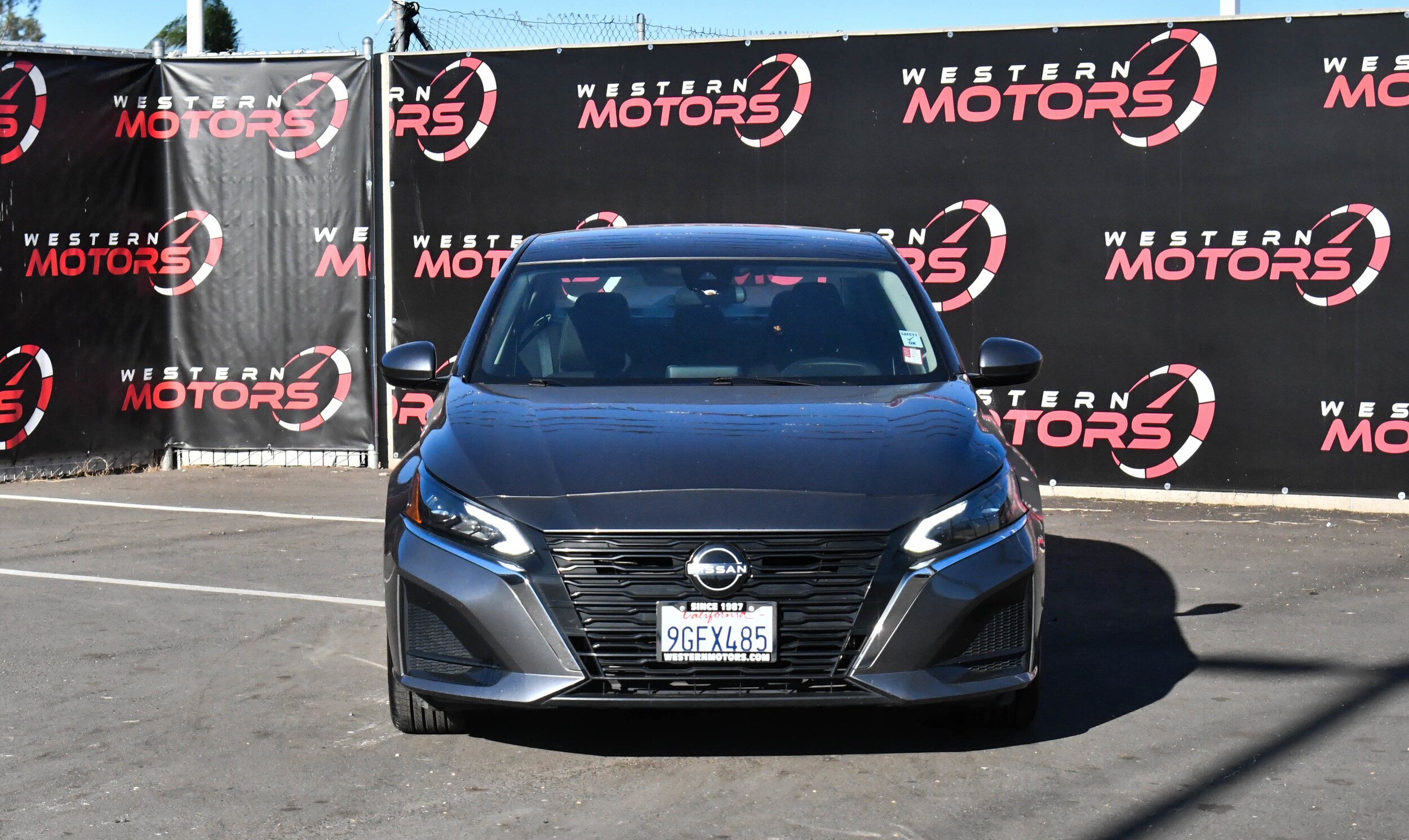 2023 Nissan Altima 2.5 SV photo 2