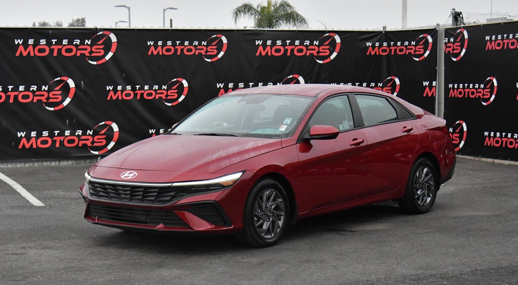 Used 2024 Hyundai Elantra SEL Sedan