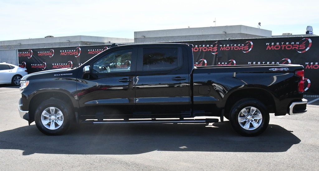 Used 2024 Chevrolet Silverado 1500 LT Truck Crew Cab