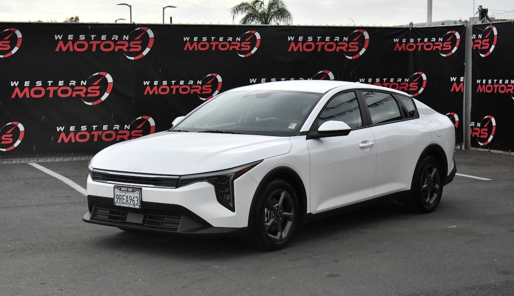 Used 2025 Kia K4 LXS Sedan
