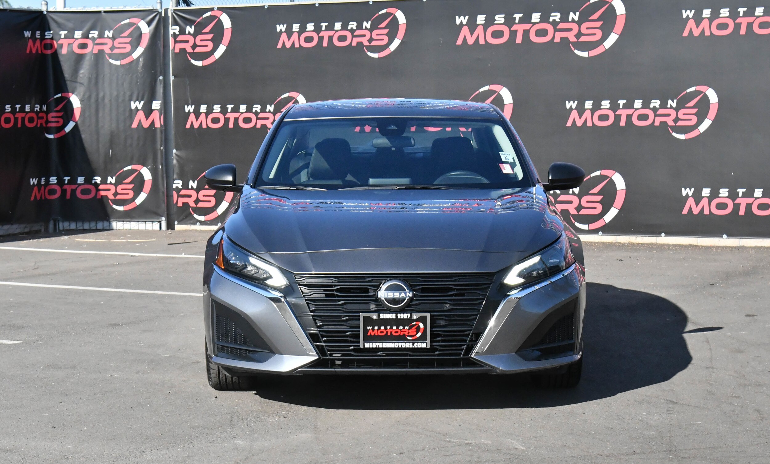 2024 Nissan Altima 2.5 SV photo 2