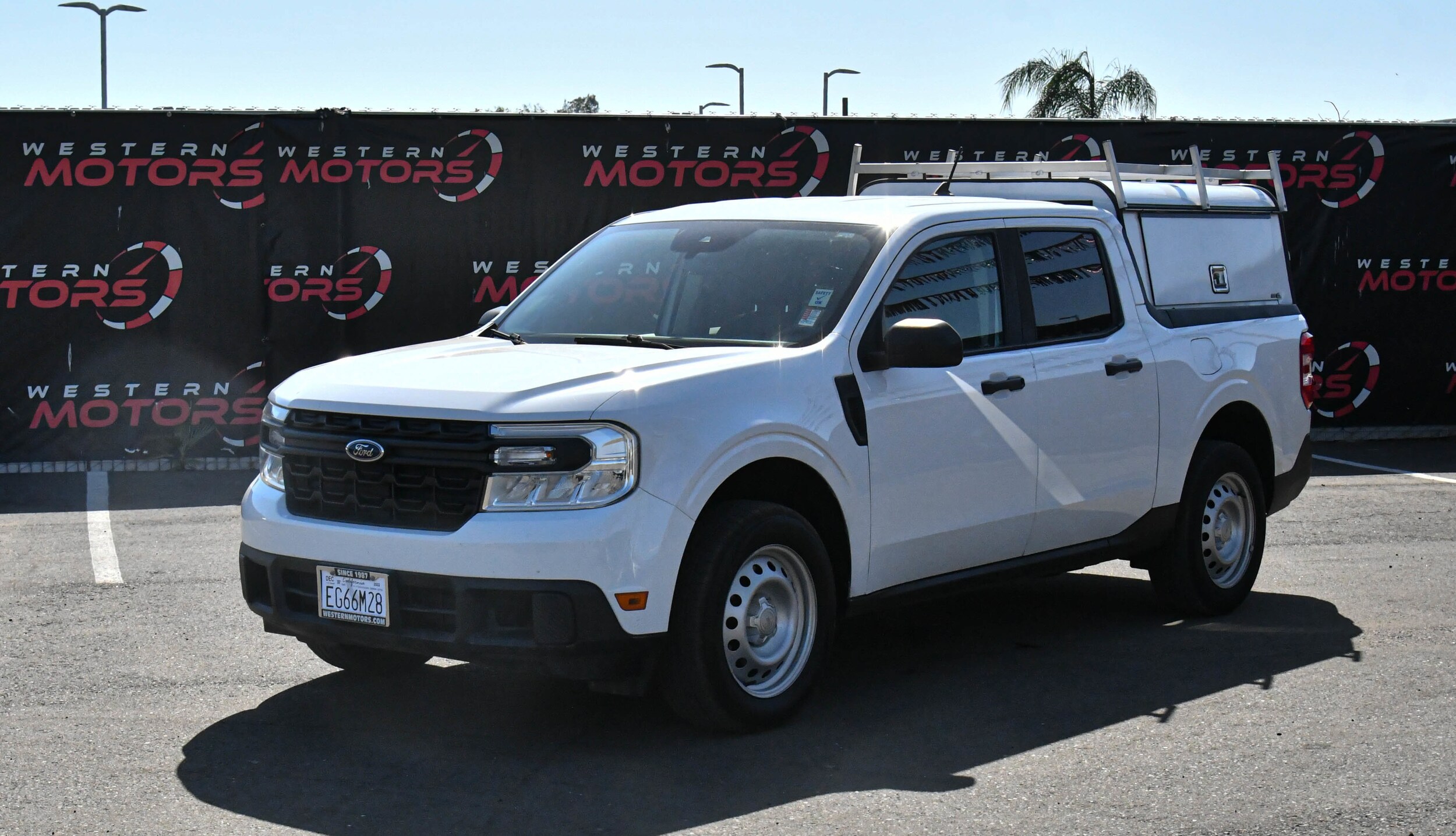 2022 Ford Maverick XL photo 3