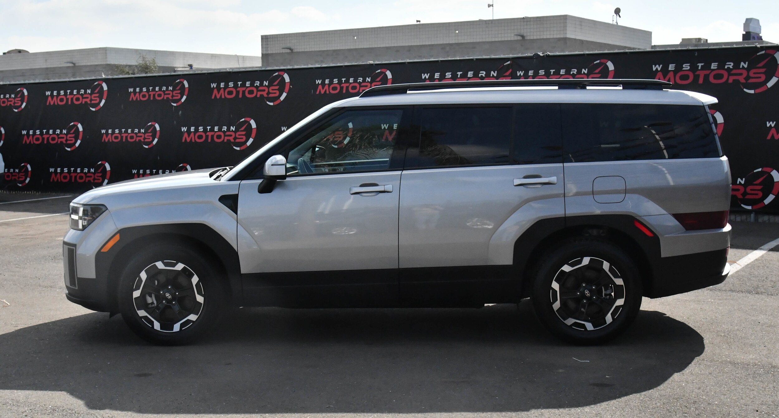 2024 Hyundai Santa Fe SEL photo 4