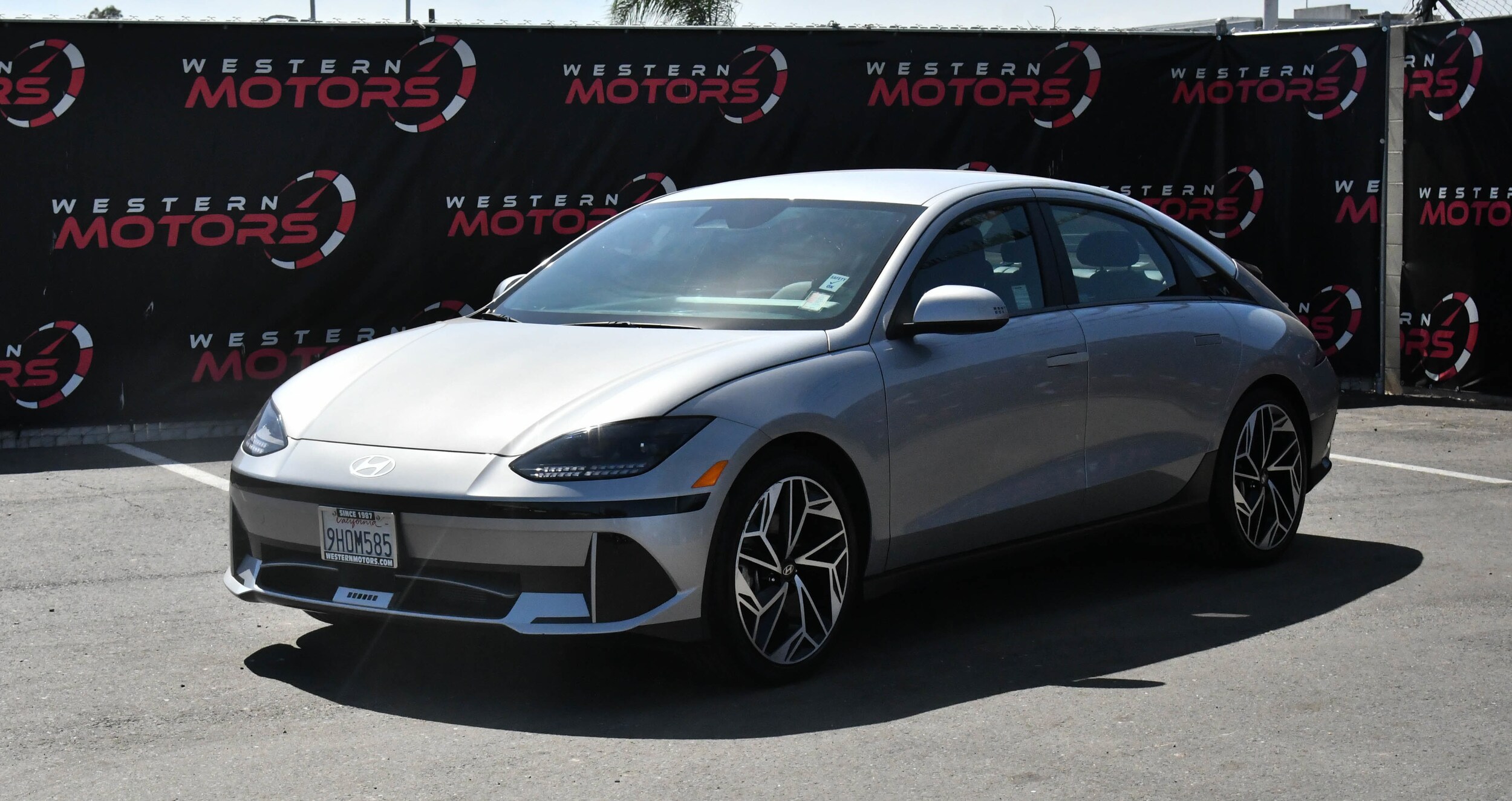 2023 Hyundai Ioniq 6 SEL photo 3