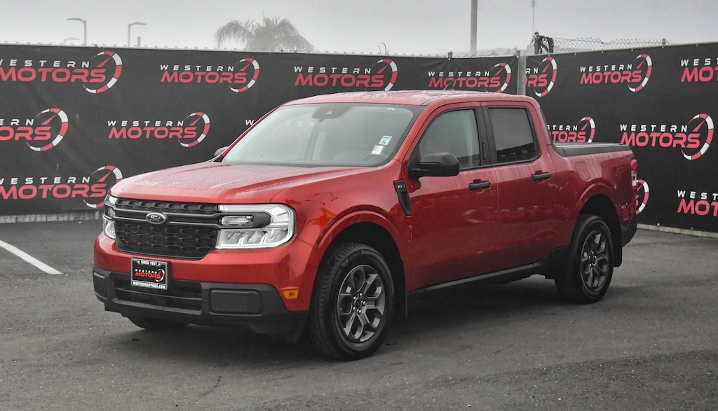 Used 2023 Ford Maverick XLT Pickup 4D 4 1/2 ft Truck SuperCrew