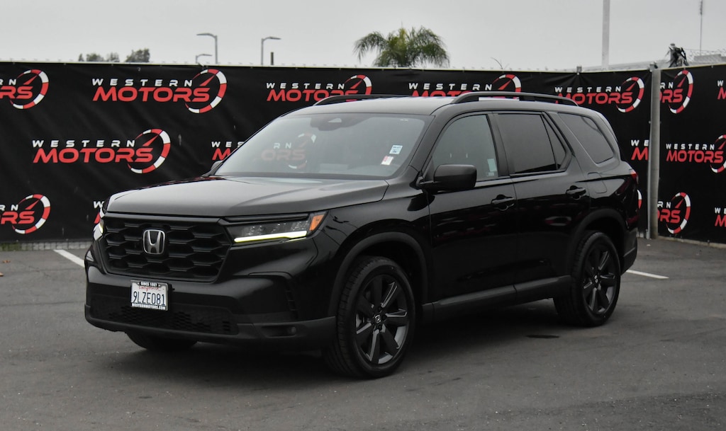 Used 2025 Honda Pilot Sport SUV