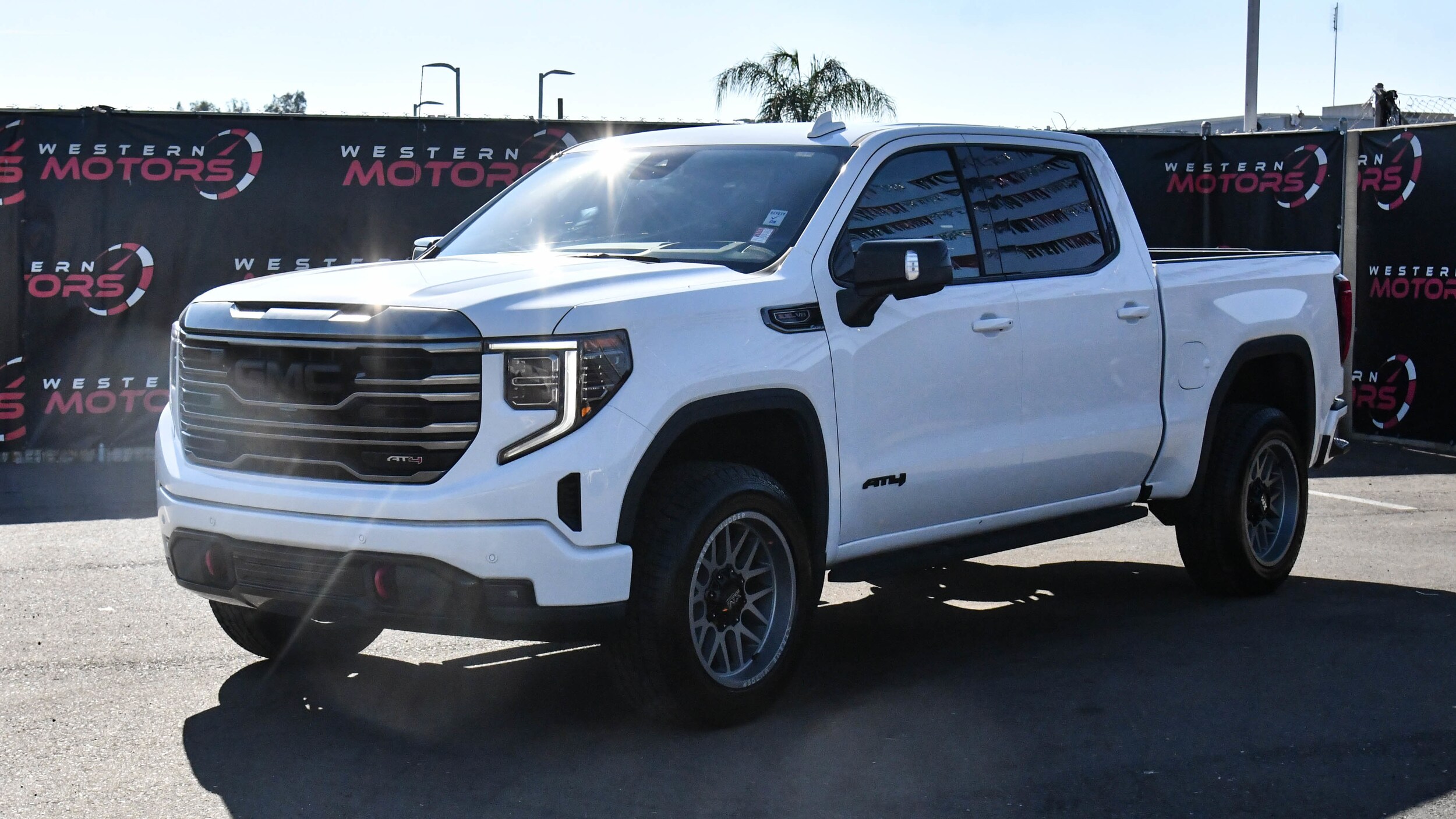 2022 Gmc Sierra 1500 AT4 photo 3