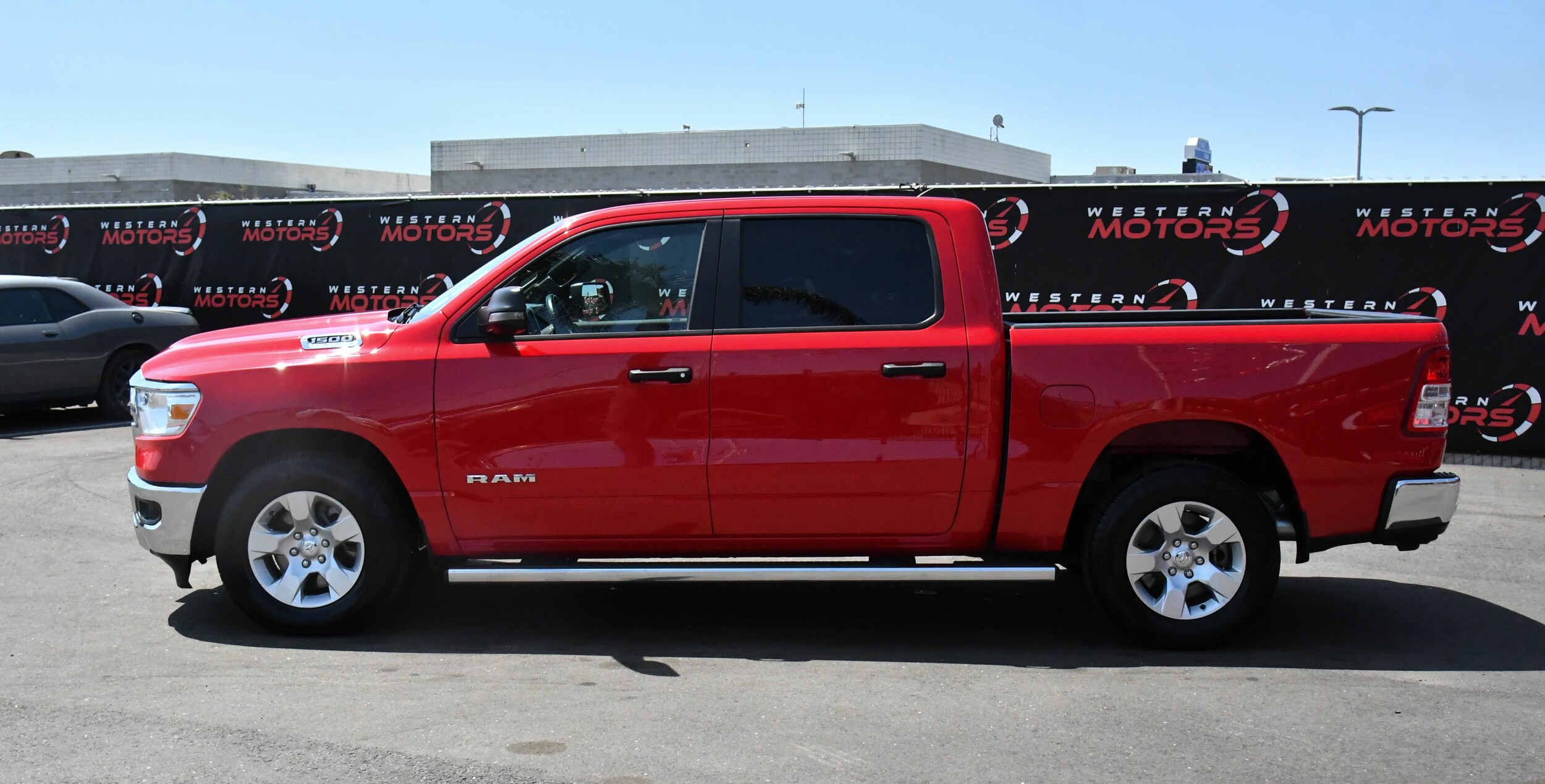 2023 Ram 1500 Big Horn photo 3