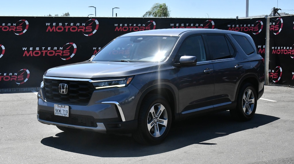 Used 2024 Honda Pilot EX-L 8 Passenger SUV