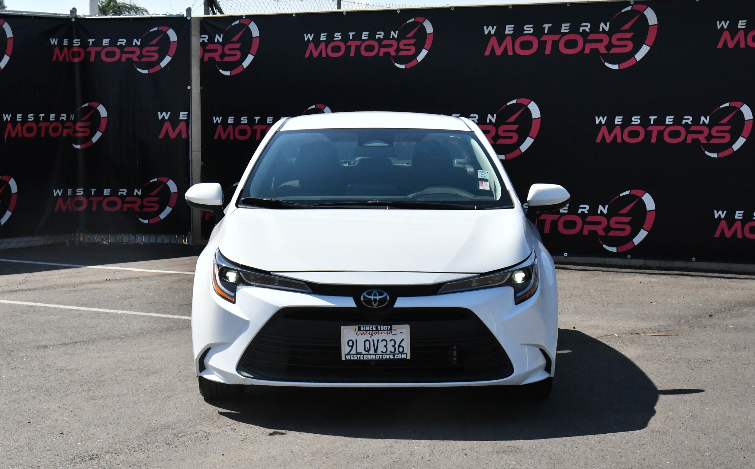2024 Toyota Corolla LE photo 2