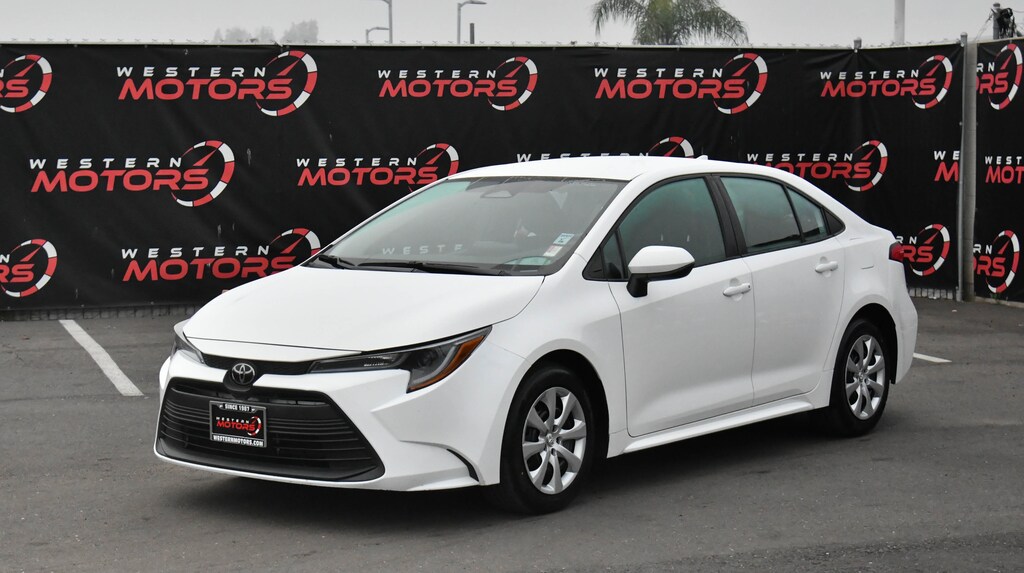 Used 2024 Toyota Corolla LE Sedan
