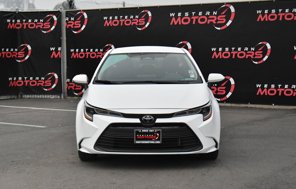 Used 2024 Toyota Corolla LE Sedan