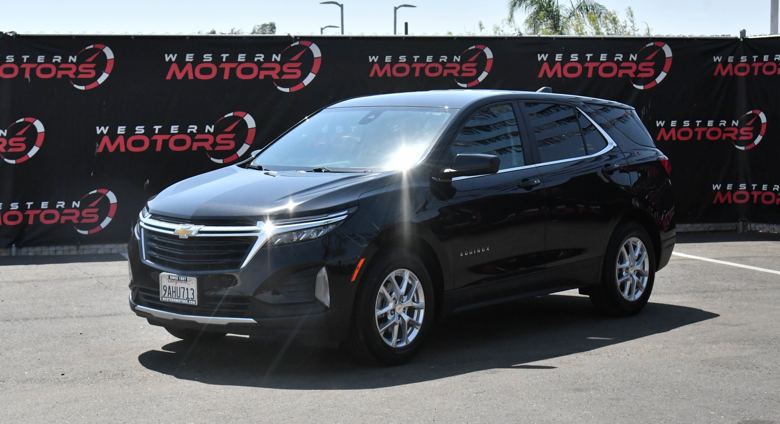 2022 Chevrolet Equinox LT photo 2