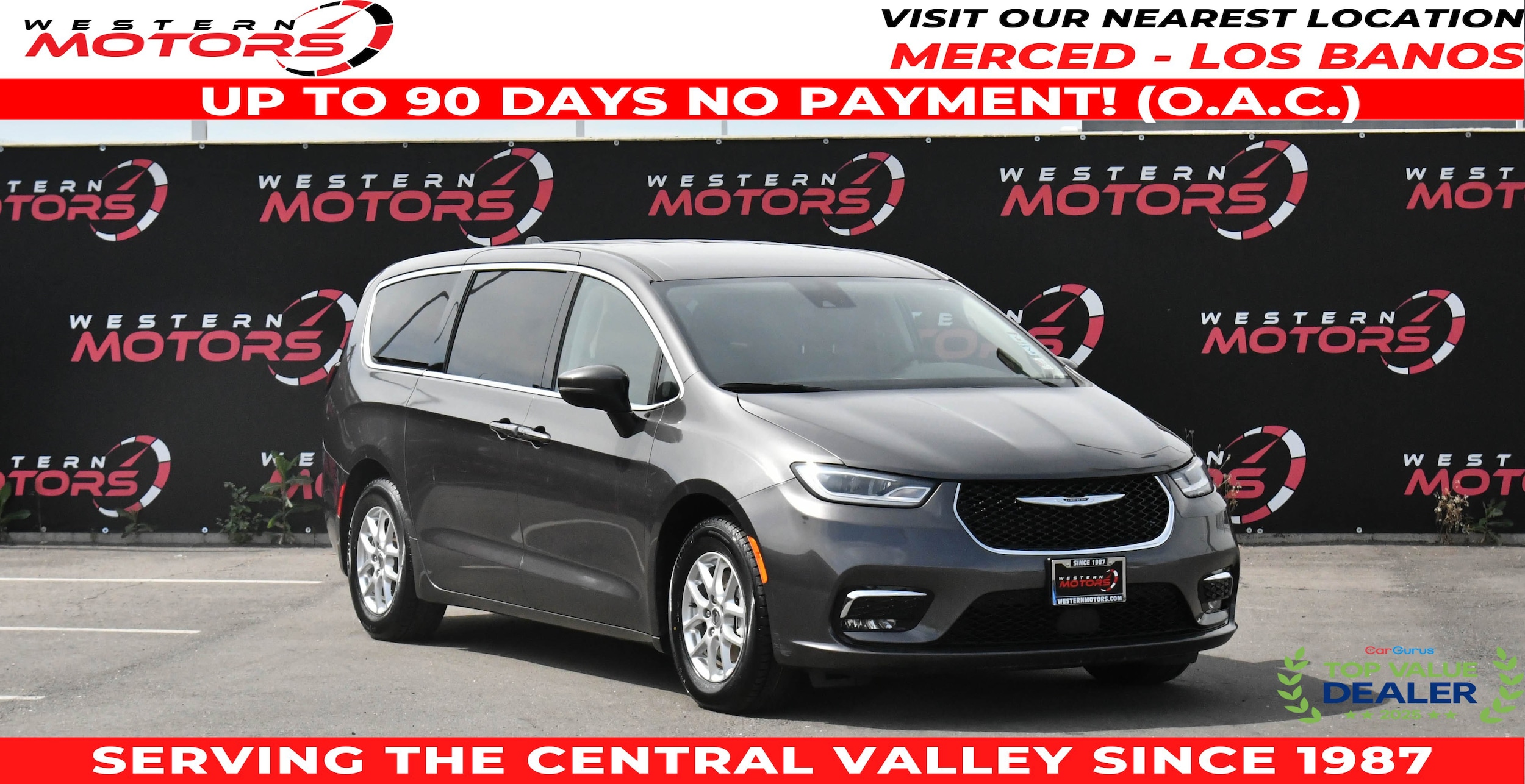 2023 Chrysler Pacifica Touring L's photo