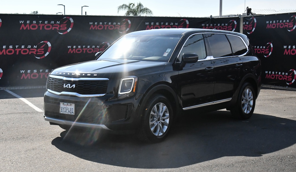 Used 2022 Kia Telluride LX SUV